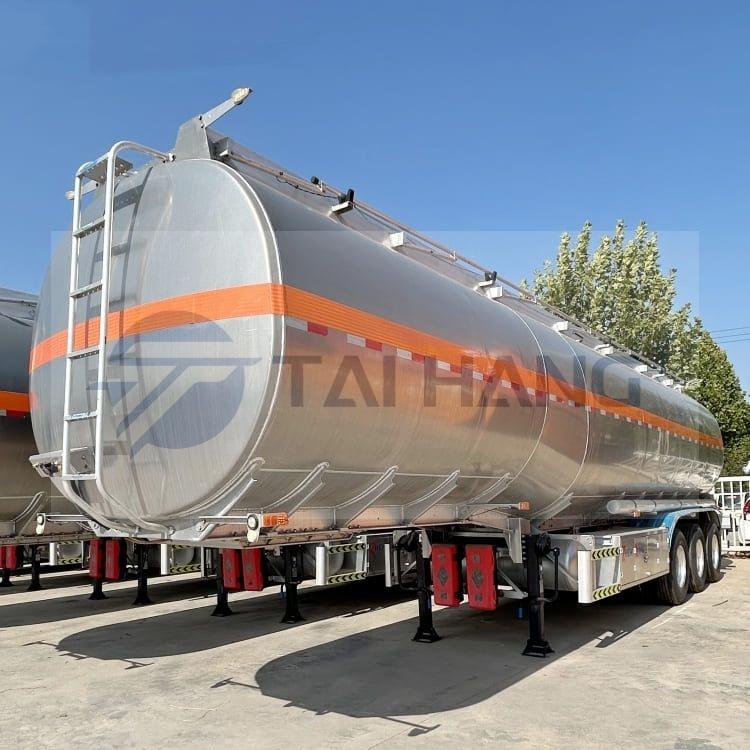 Tri Axle 42000 Liters Fuel Tanker Trailer