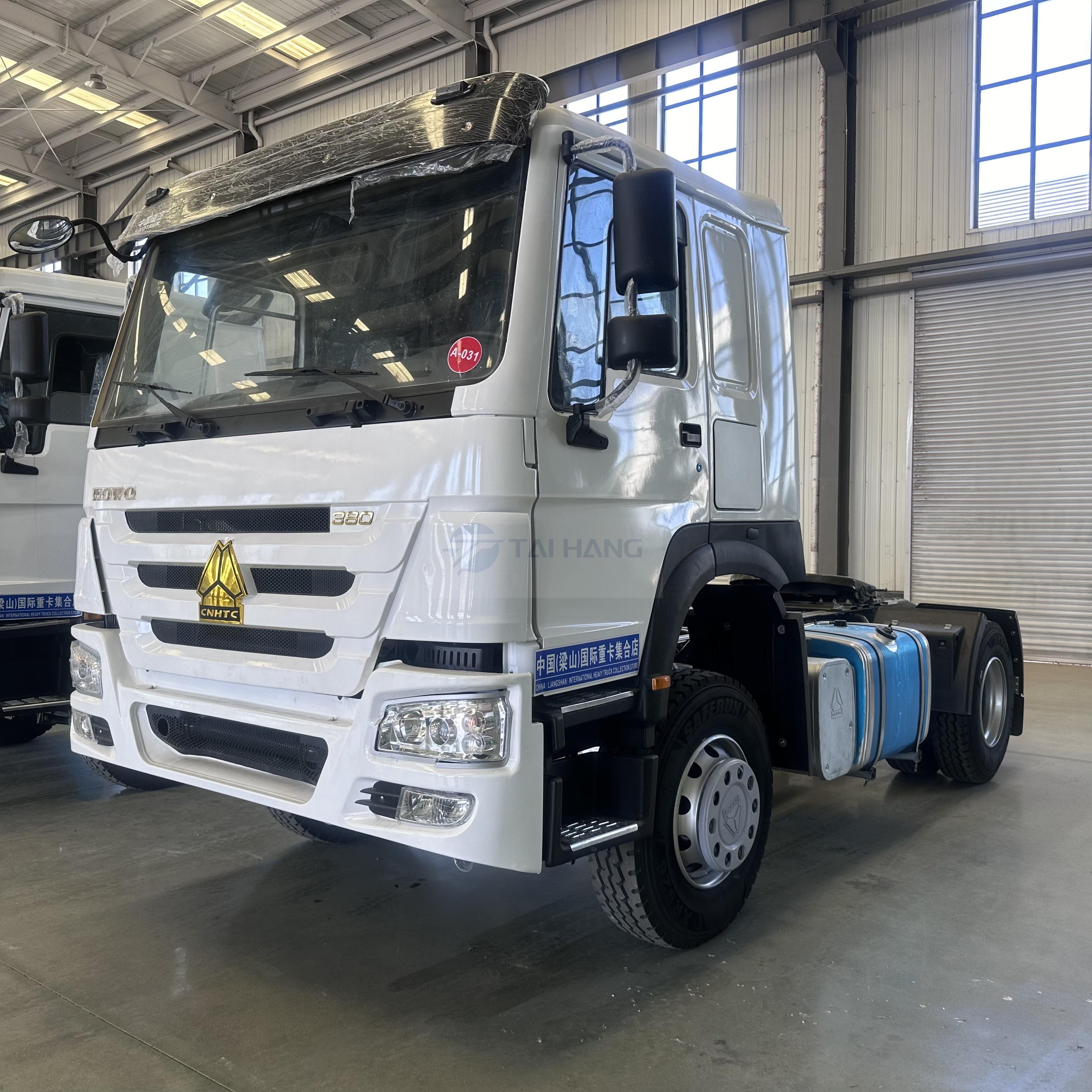 Howo 4×2 380 Tractor Head